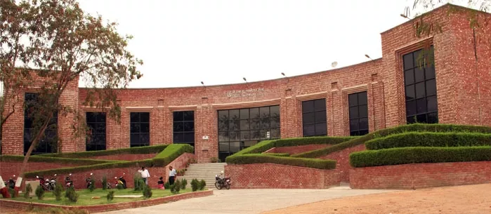 BSL-3 LABORATORY, JNU